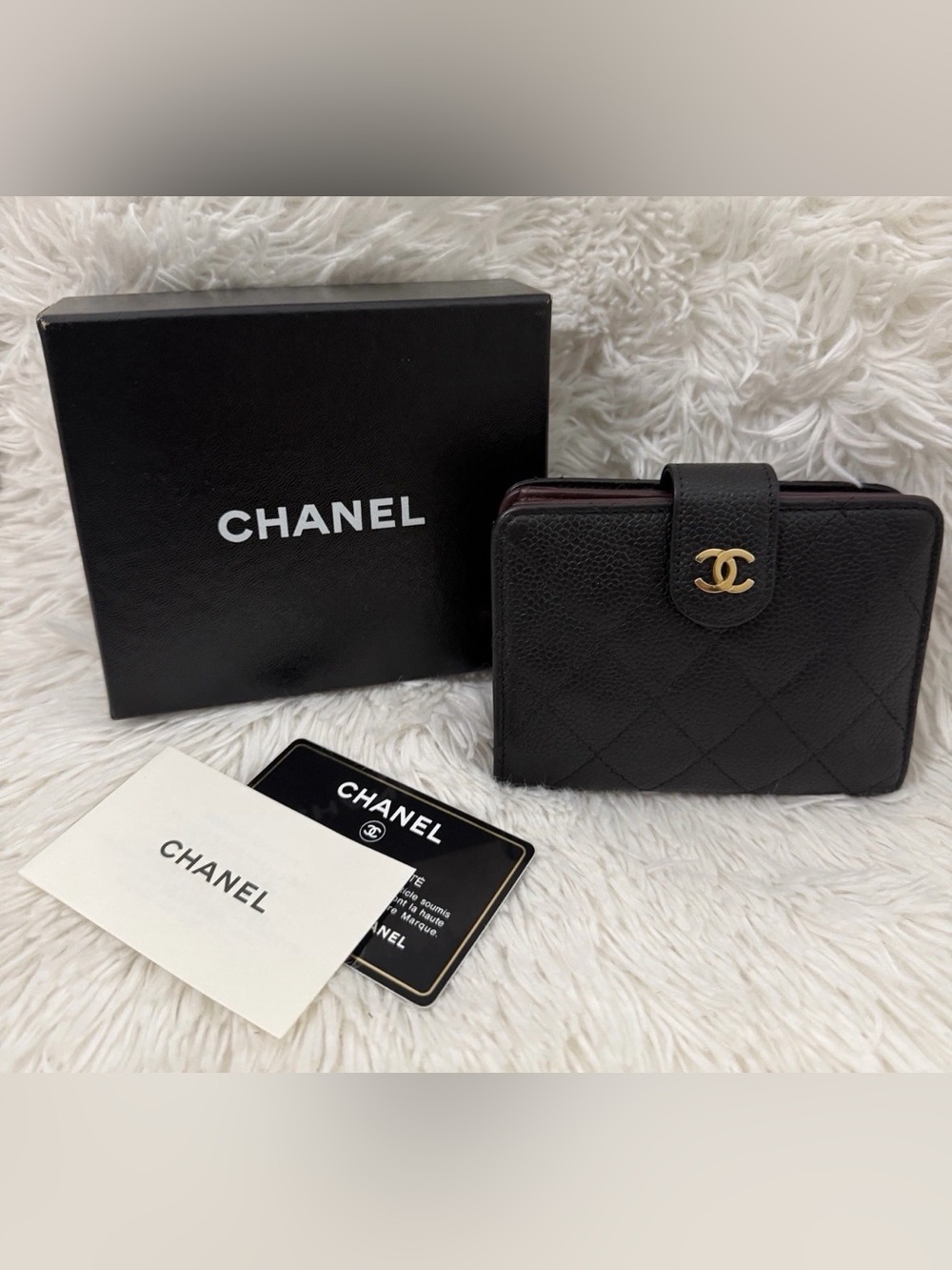 CHANEL Caviar Bi-Fold Card Wallet with Gold CC